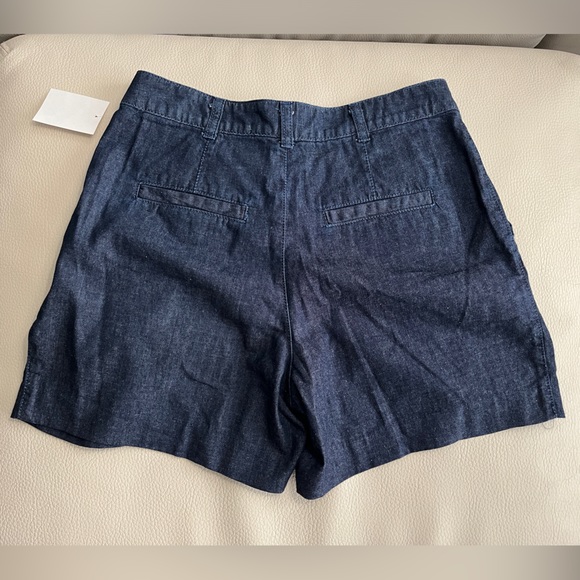 United Colors of Benetton Women’s Loose Short - Made in Italy - Size 6 - Picture 7 of 9